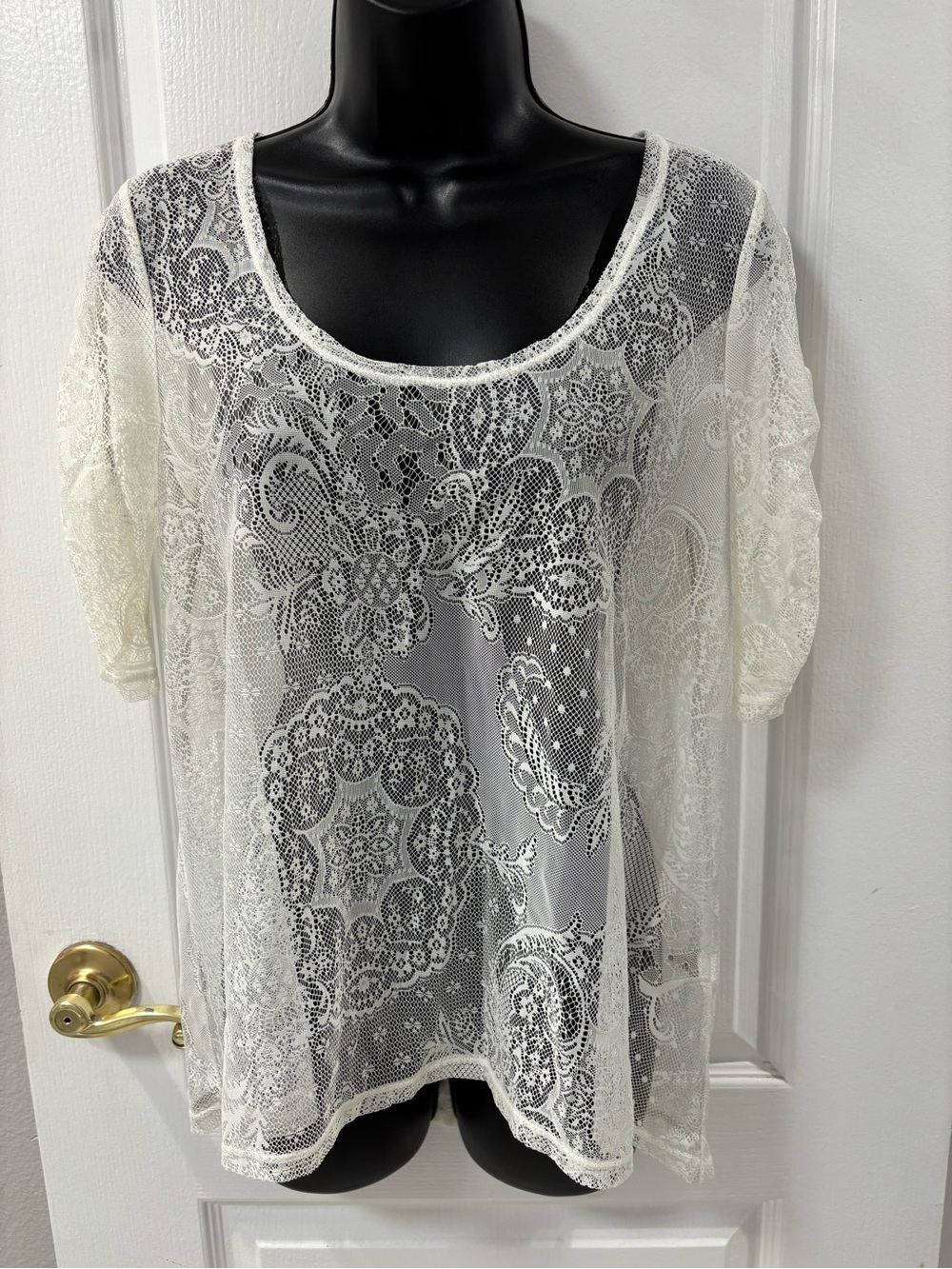 DKNY Ivory Lace Overlay Scoop Neck Top Ethereal Fairy Whimsy
